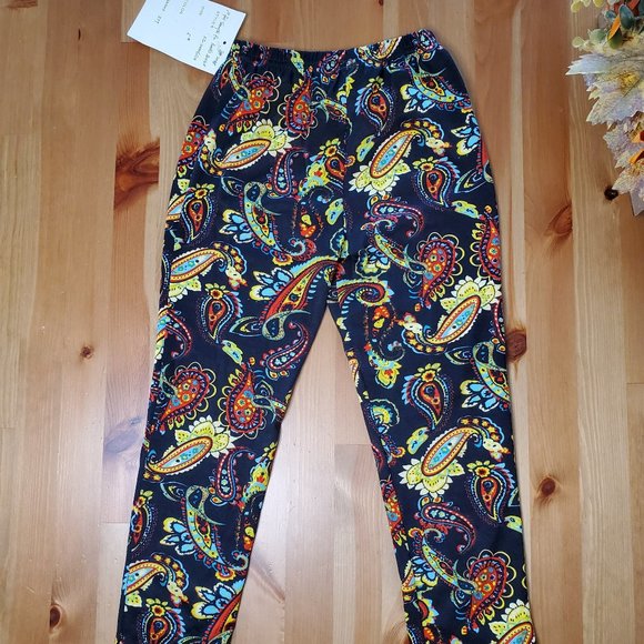 Girls'  Leggings - She's Cool Size 5 Black (Printed Paisley) - Picture 4 of 5